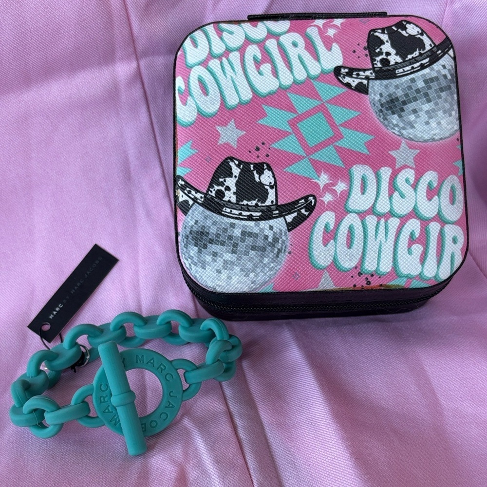 Brand New Marc By Marc Jacobs Turnlock Stretch Bracelet  Disco Cowgirl Zip Box